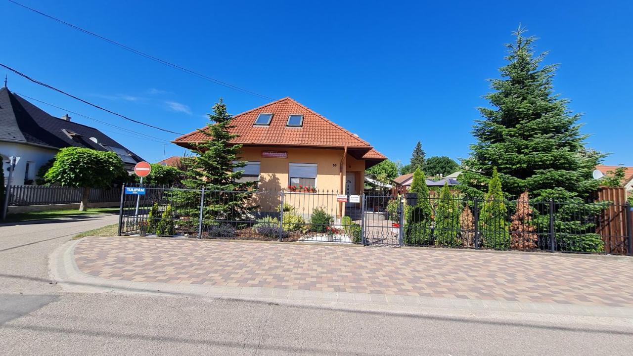 Ada Apartmanhaz Hajduszoboszlo Exterior photo