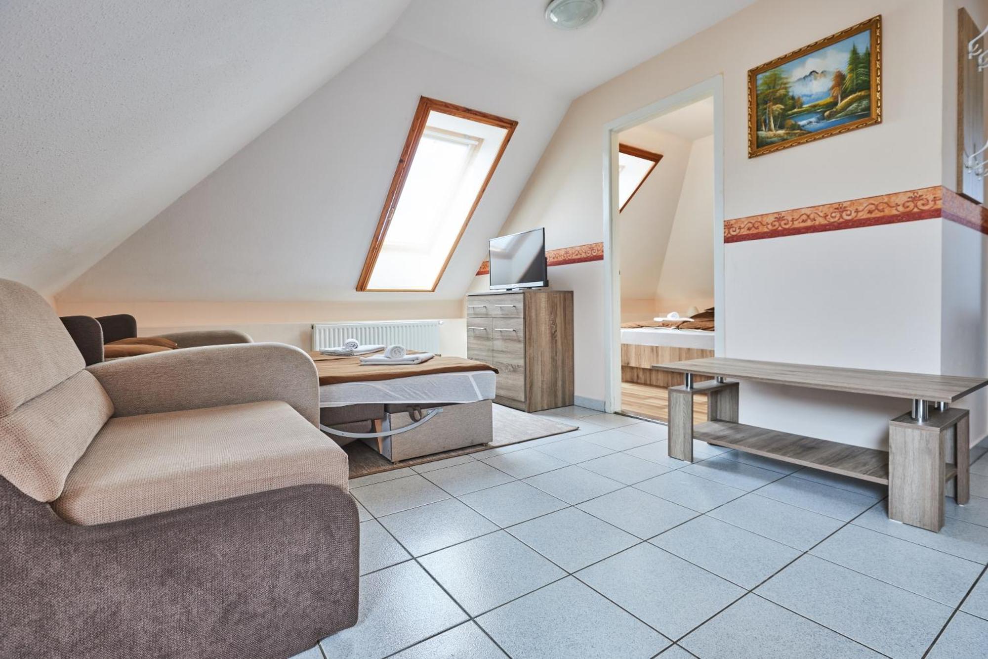 Ada Apartmanhaz Hajduszoboszlo Exterior photo