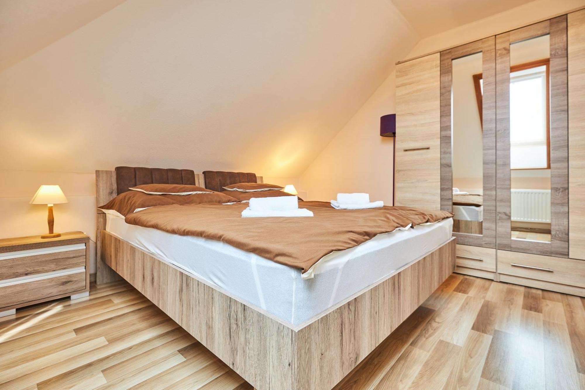 Ada Apartmanhaz Hajduszoboszlo Exterior photo