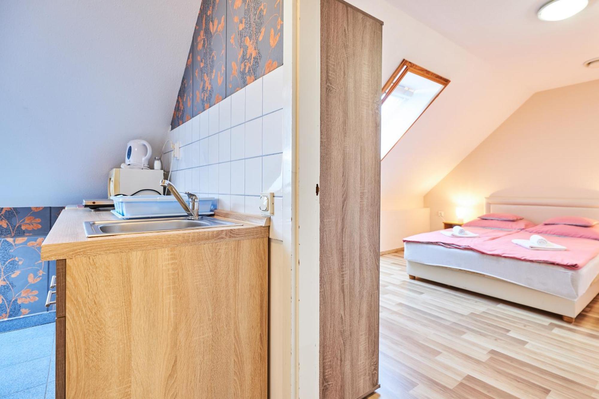 Ada Apartmanhaz Hajduszoboszlo Exterior photo